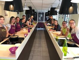 cours de cuisine pour les couples en lyon L'atelier Gourmand de Lyon