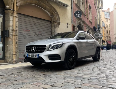 Mercedes-benz Gla Starlight Edition