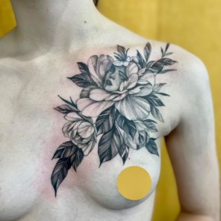 tatouages minimalistes lyon Heaven's Tattoo