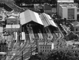 Luggage storage near