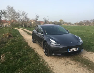 Tesla Model 3 Grande Autonomie Fsd