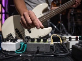 magasins de guitares en lyon Poussineau Musique