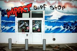 cours de surf lyon Impact Surf Shop