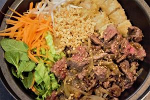 thai restaurants in lyon Sunamis Restaurant THAI